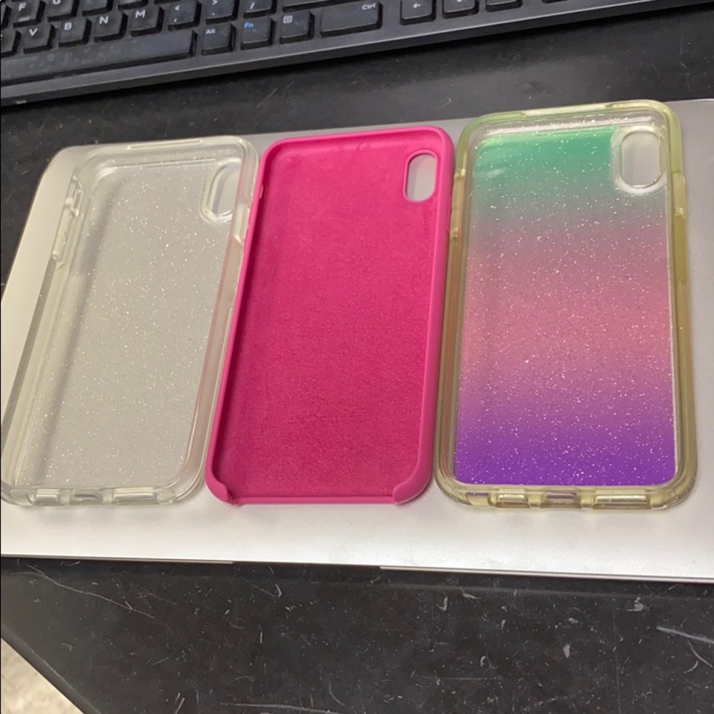 iPhone 10 Max cases - Picture 2 of 2